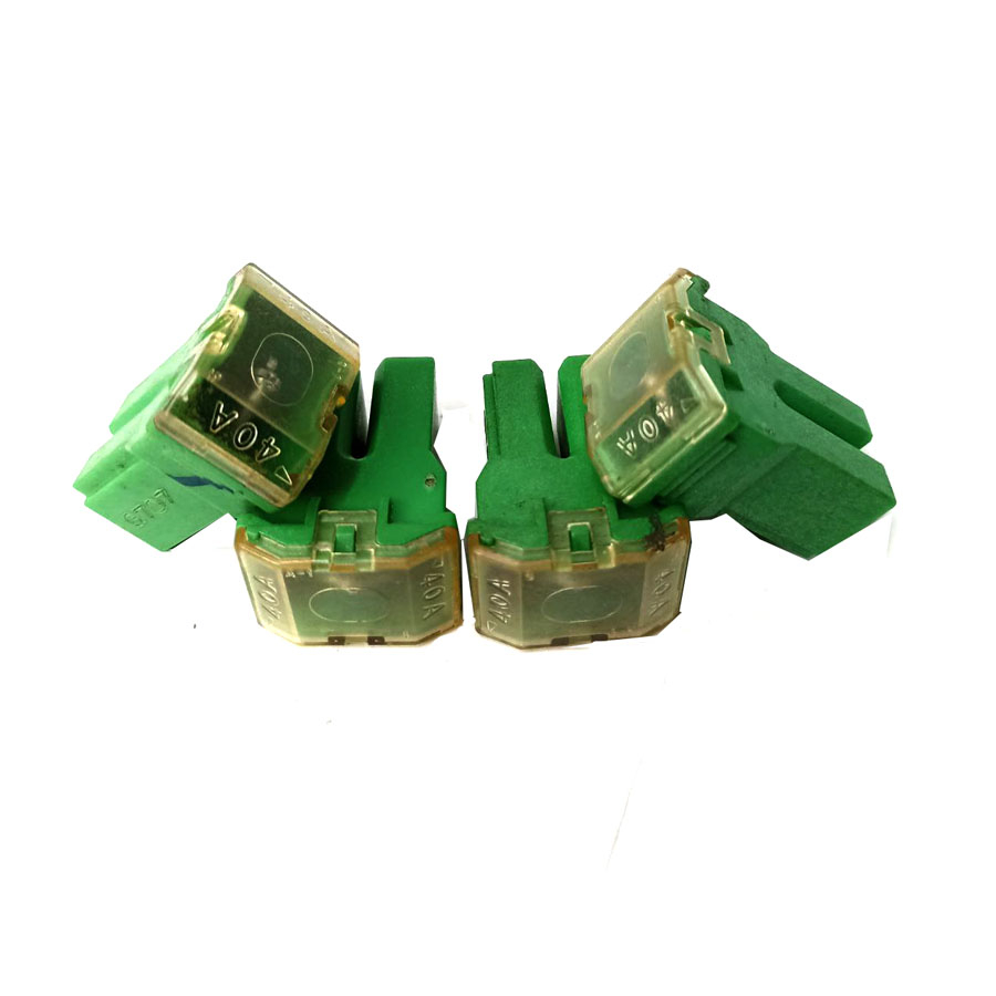 Sikring Sekring Pusat Mobil 40A Sikring Fuse Central Famale