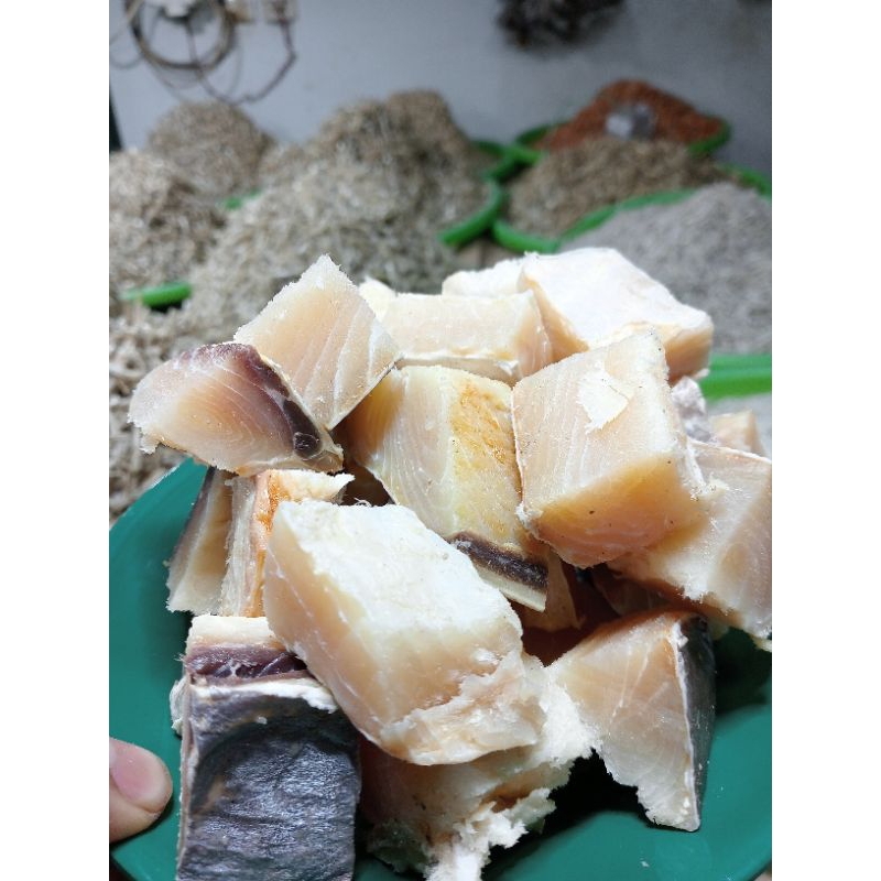 

IKAN ASIN JAMBAL ROTI ( COD )