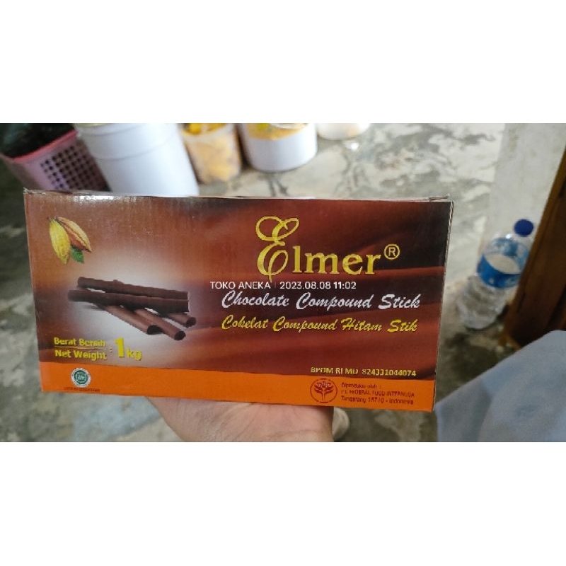 

COKLAT COMPOUND STIK ELMER BERAT BERSIH 1KG