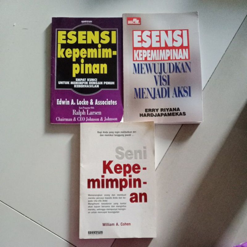 Buku Motivasi Esensi kepemimpinan dan seni kepemimpinan