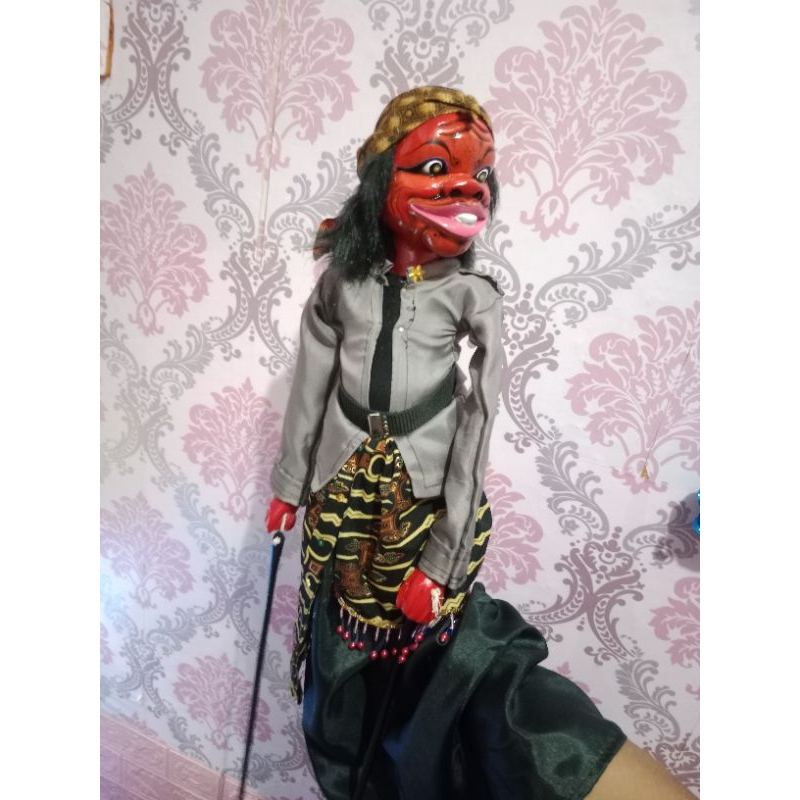 wayang golek cepot polisi