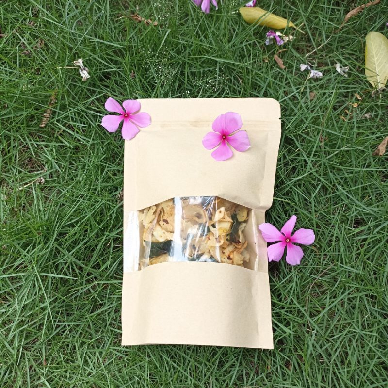 

PAKET USAHA KERIPIK SINGKONG PEDAS DAUN JERUK KRIPIK MURAH REBRANDING