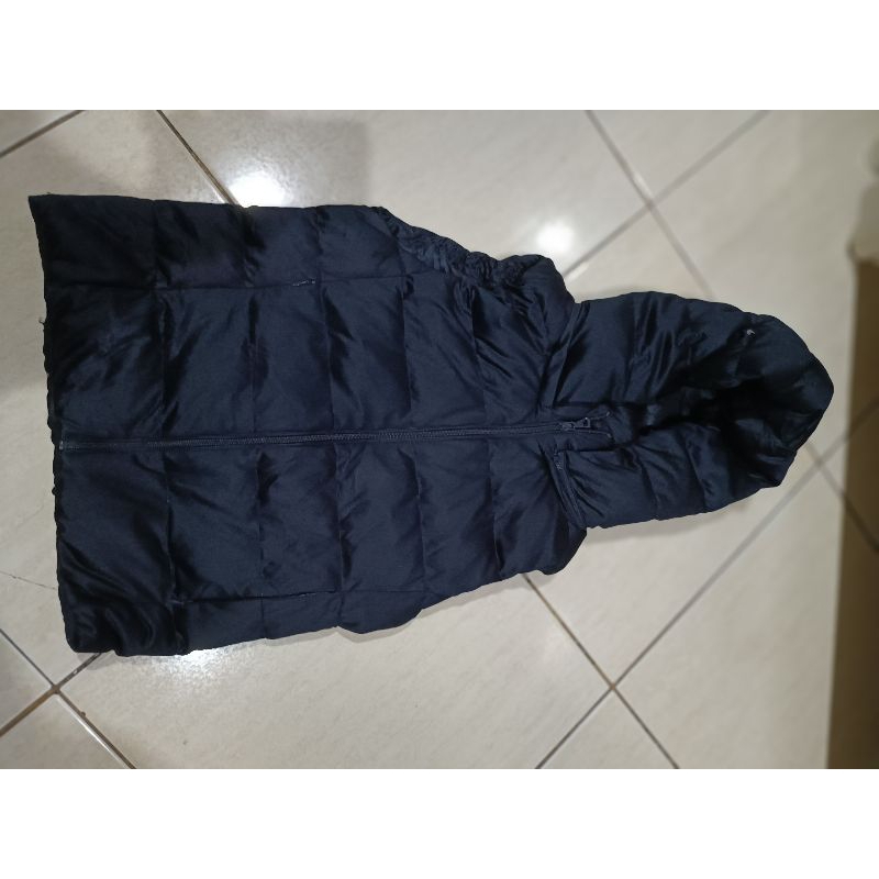 pre loved Rompi vest down uniqlo
