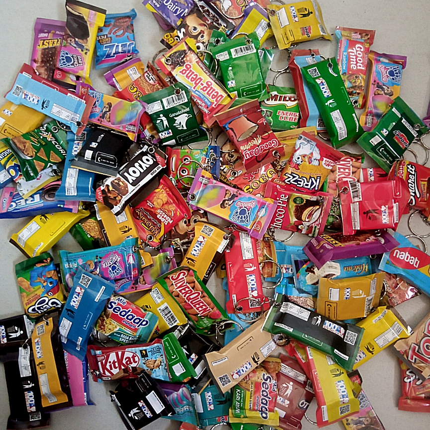 GROSIR 50 pcs GANTUNGAN KUNCI SNACK MINIATUR GANTUNGAN TAS GANCI JAJANAN GANTUNGAN KUNCI MAKANAN RIN