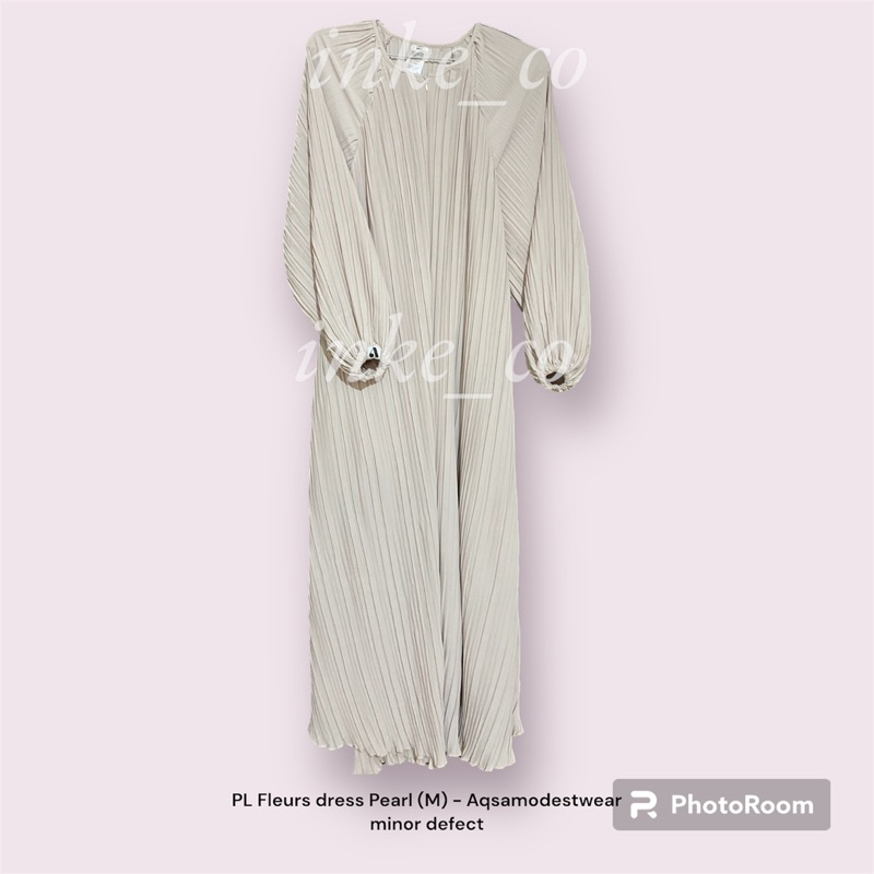 preloved like new fleurs dress aqsa pearl (M) - aqsamodestwear edisi halal fair halalfair