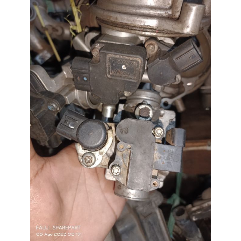 throttle body  trotel throtel Yamaha Mio j Mio soul GT Yamaha fino barang masih bagus ORI bawaan mot