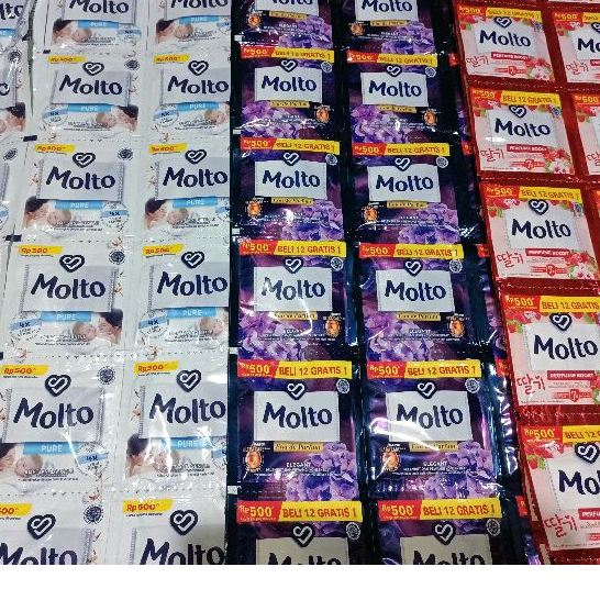 Molto Pewangi Pakaian Sekali Bilas SACHET ISI 12+1 SACHET / Molto Pelembut & Pewangi Pakaian Perfume