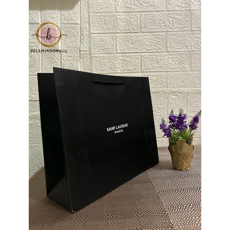 

Paper Bag Saint Laurent Import Tebal Paper Bag Pembungkus Kado