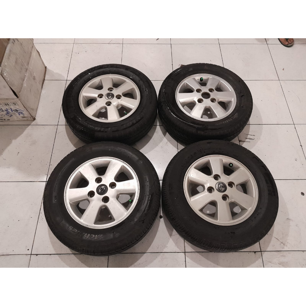Velg Original Oem Avanza Old Ring 14 Pcd 4x114 Silver + Ban 185 70 R14 Pnp Xenia