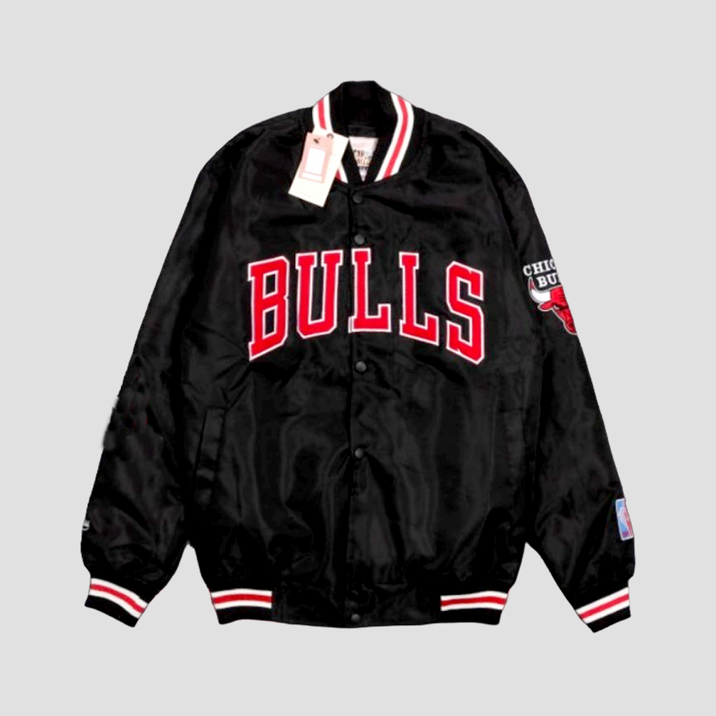 NBA BASKETBALL  CHICAGO BULLS TEAM  VARSITY JACKET SERIES - GIVE AND GO