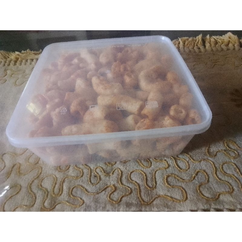 

Makroni pedas gratis yang kecil