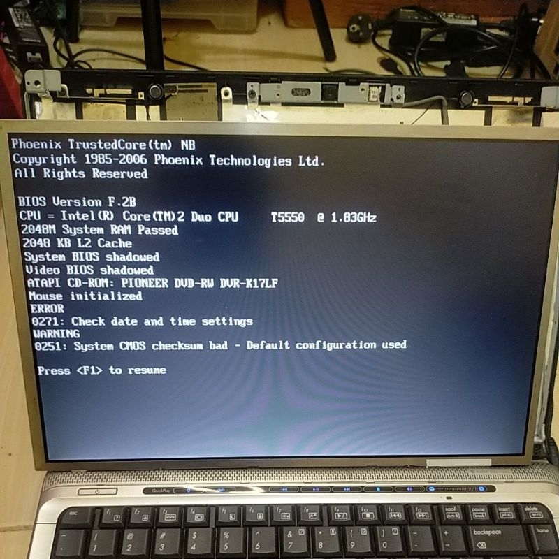 LCD Laptop dell latitude D630