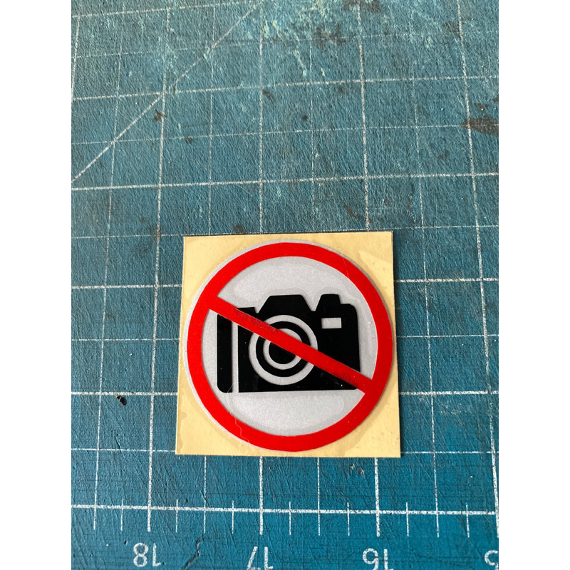 

STICKER DILARANG CAMERA PUTIH REFLAGTIF
