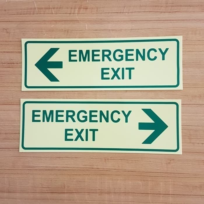 

Akrilik Sign Emergency Exit Glow In The Dark Ukuran 30X10CM Akrilik Emergency Exit Glow 30x10cm