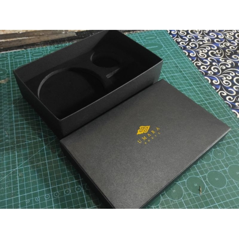 

Hardbox Box Custom / Box Topbottom / Box Souvenir