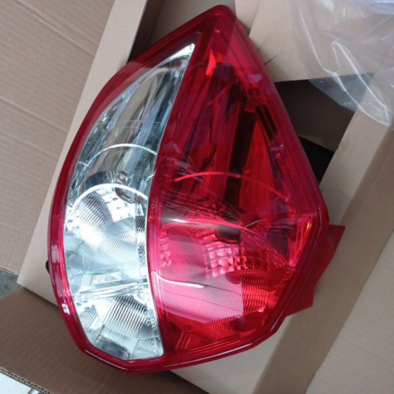 STOP LAMP ERTIGA 2012 2013 2014 2015 2016 2017 LAMPU BELAKANG STOPLAMP ERTIGA TAI LAMP