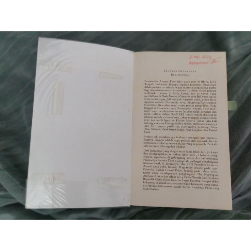 preloved bumi manusia Pramoedya ananta toer bekas