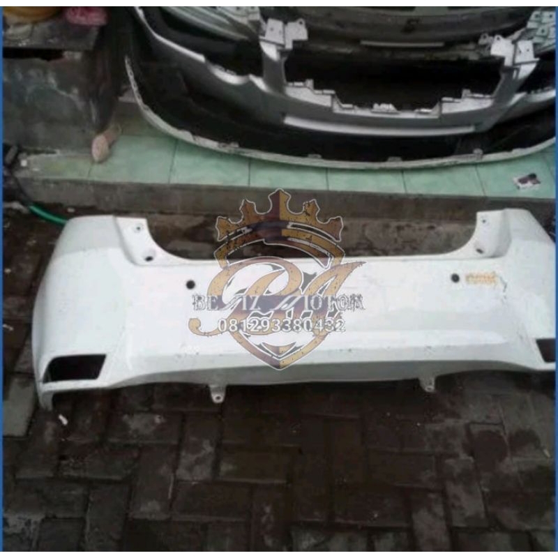 Bemper Bumper belakang Toyota Yaris 2015