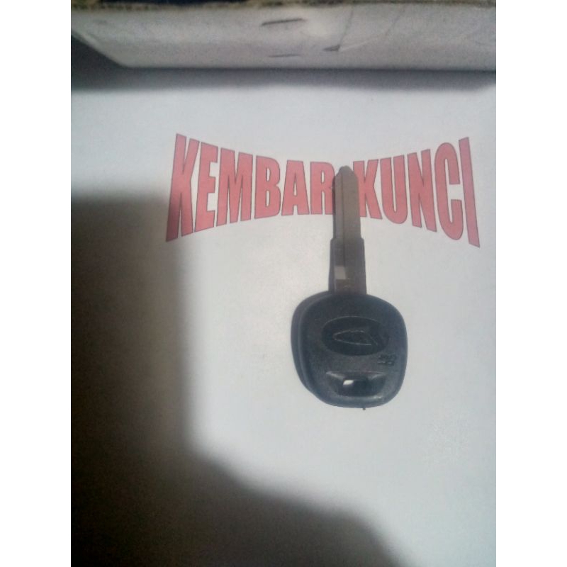 Bahan Duplikat Kunci Mobil Daihatsu AlyaKaret