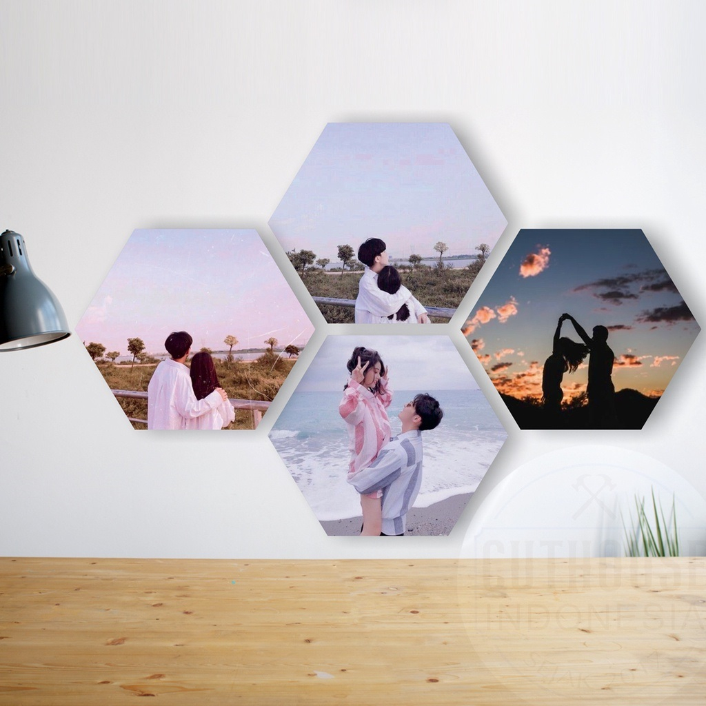1 PICS MDF Pajangan Dinding Cetak Foto Hexagonal Segi enam Pada Papan Kayu
