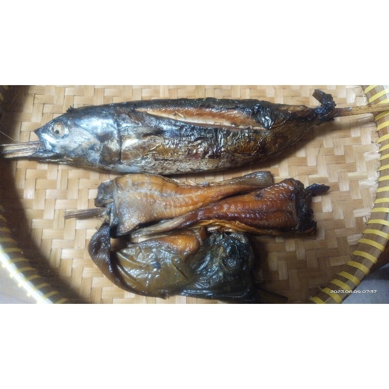 

ikan asap iwak pe tongkol