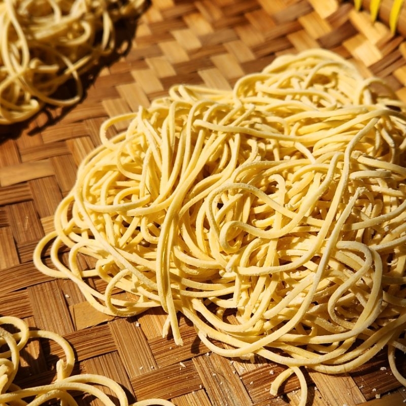 

Mie titi mie kering halus mentah basah makassar