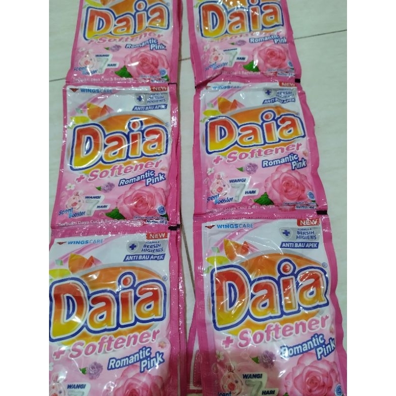 Daia Softener Pink 1 renteng (6pcs)