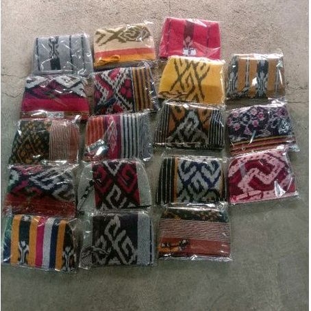 pouch tenun/dompet tenun Lombok oleh oleh khas lombok