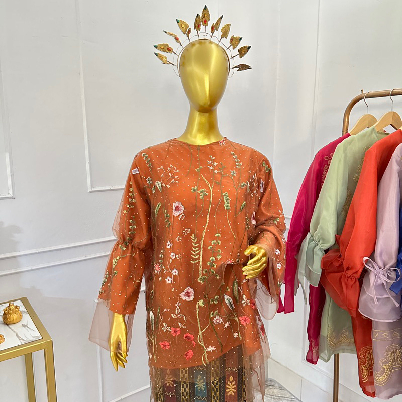 FADILLAH SUTERA - TUNIK / BLOUSE/ BAJU BODO’ BUGIS MODERN / TUNIK KEKINIAN / BAJU PESTA MURAH