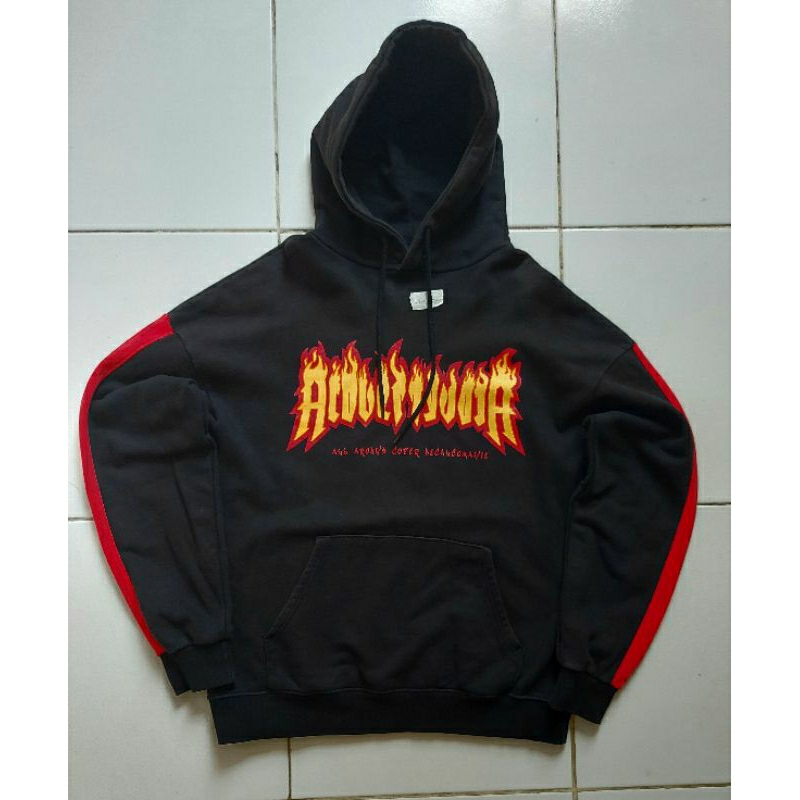 Hoodie acover hitam