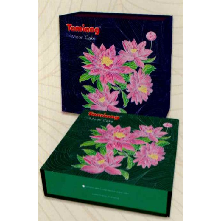 

Kue Bulan ( Moon Cake ) Tamiang Kacang Hitam