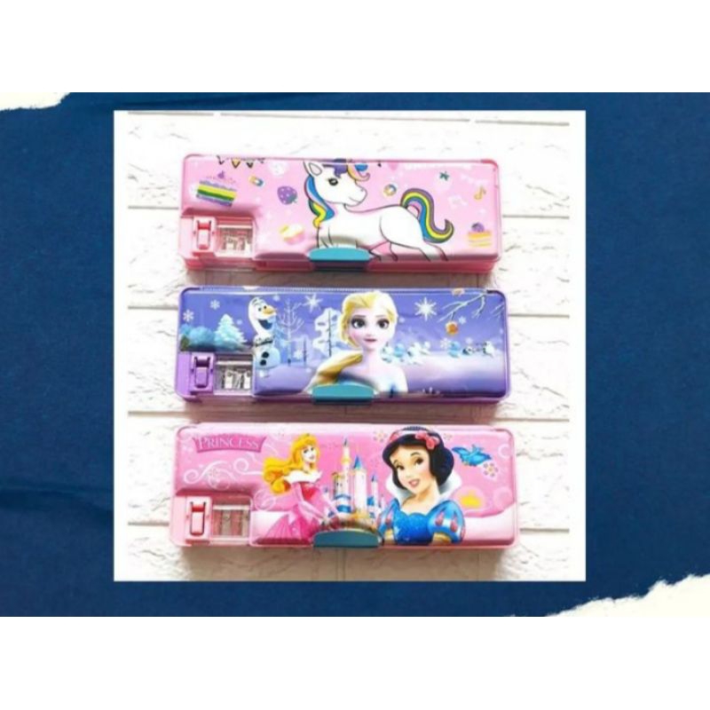 

TEMPAT PENSIL HOLOGRAM