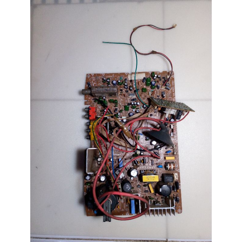 Mesin TV POLYTRON U SLIM 21 IN