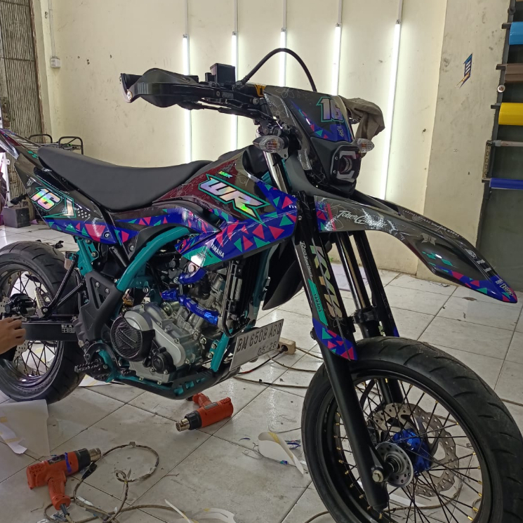 decal wr superglossy cutt hologram