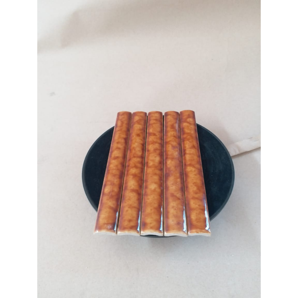 KERAMIK KUKU MACAN / KUKUMACAN COKLAT MOTIF 20cm