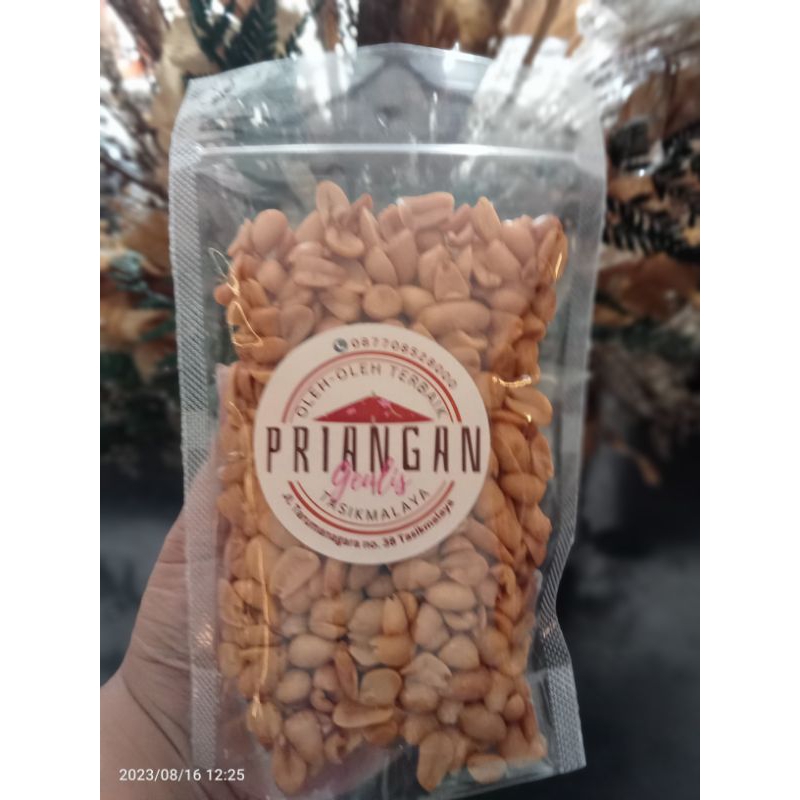 

kacang bawang khas tasikmalaya