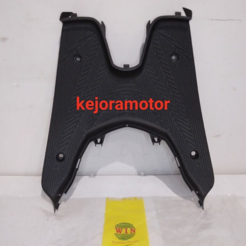 pijakan kaki atas vario karbu/footrest atas vario karbu/win