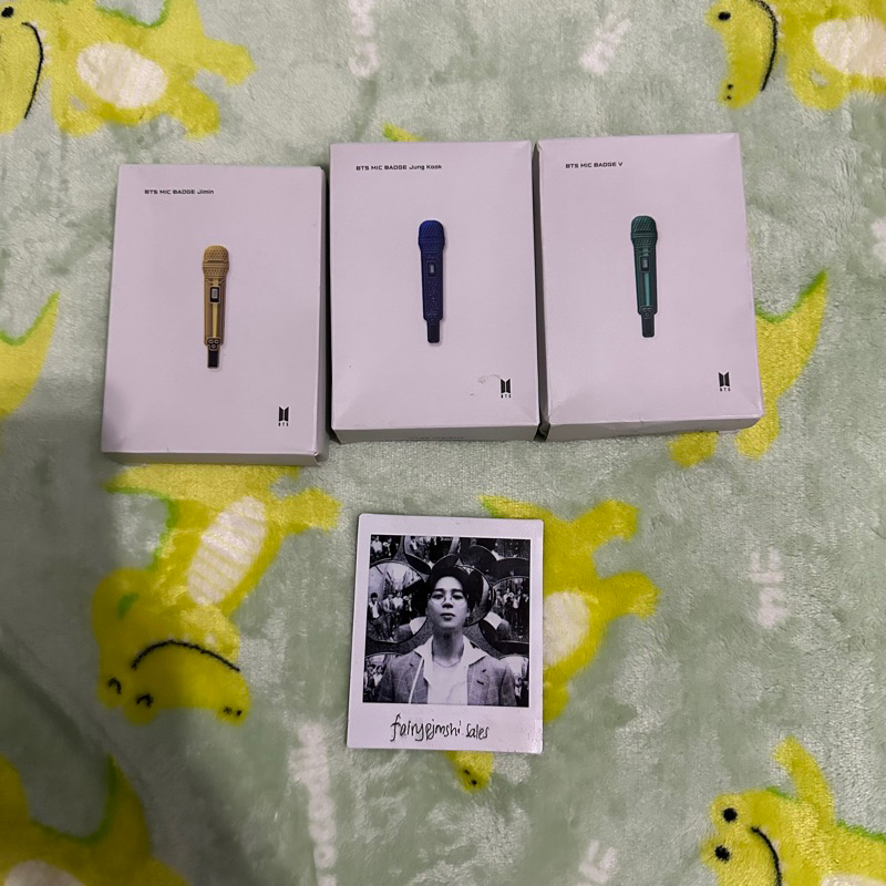 bts official hybe merch mic badge jimin jungkook taehyung