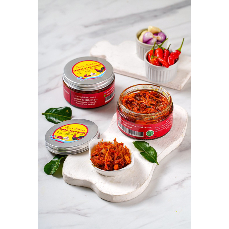 

Ayam suwir pedas berat 400gram berat isi 200gram