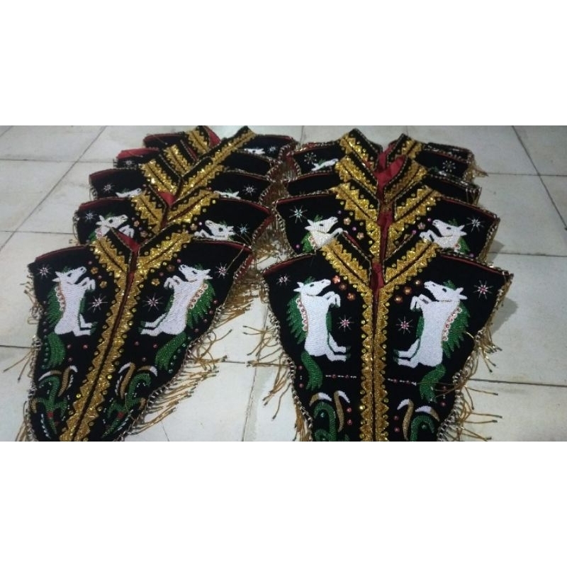 sempyok jatil/kuda lumping dewasa