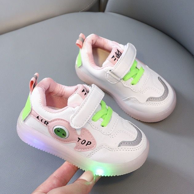 Sepatu Anak Import Lampu LED ARLOV Size 21-25