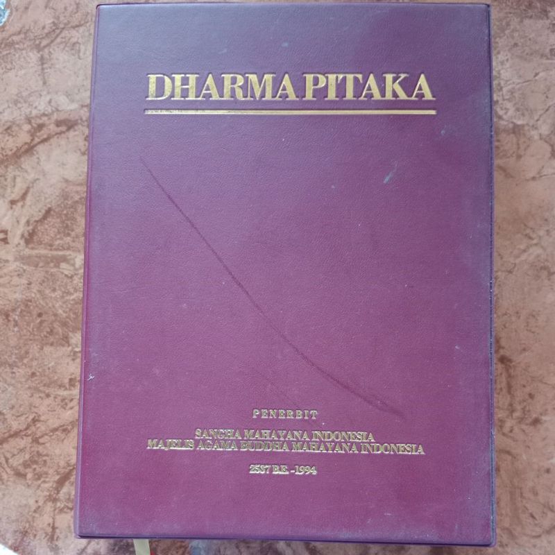 Dharma Pitaka - Majelis Agama Buddha Mahayana Indonesia