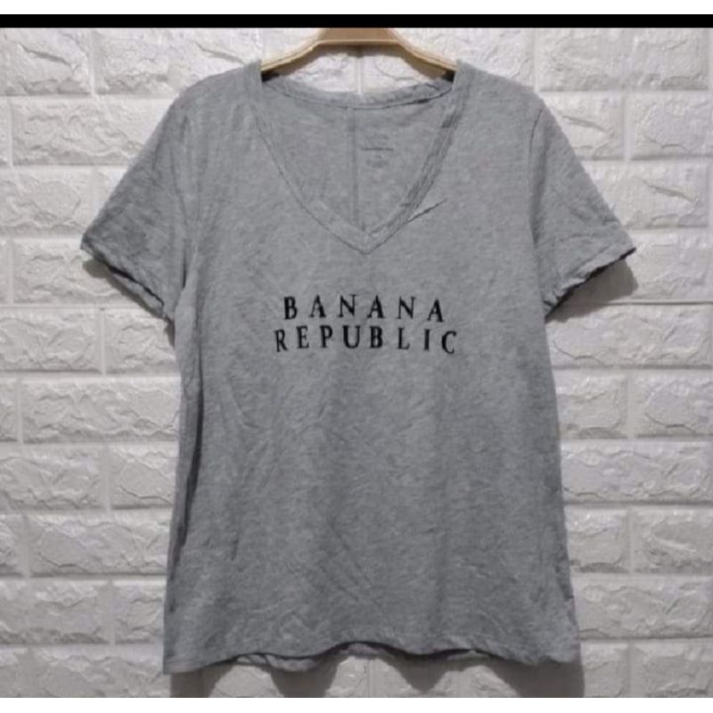 Kaos Wanita Sweater B*anana Republic