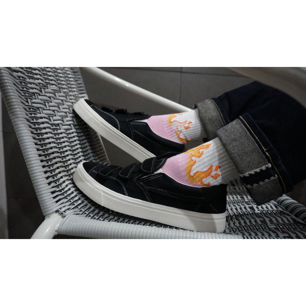 HOOKZ.INC - SEPATU SLIP ON VLCRO BW | VLCRO | BLACK WHITE | ORIGINAL 100%