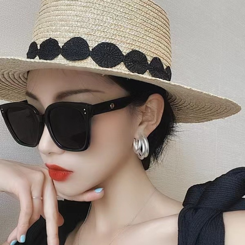 Kacamata Hitam Sunglasses Unisex Pria Wanita anti radiasi high quality material