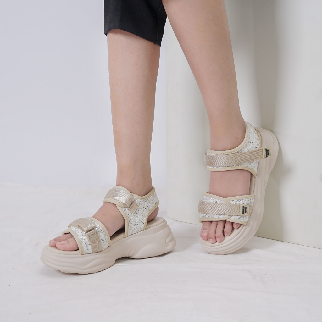 Adarastore - Dunkenstock AGITHA Sandal Gunung Cewek Platform Sendal Wedges Tali Wanita