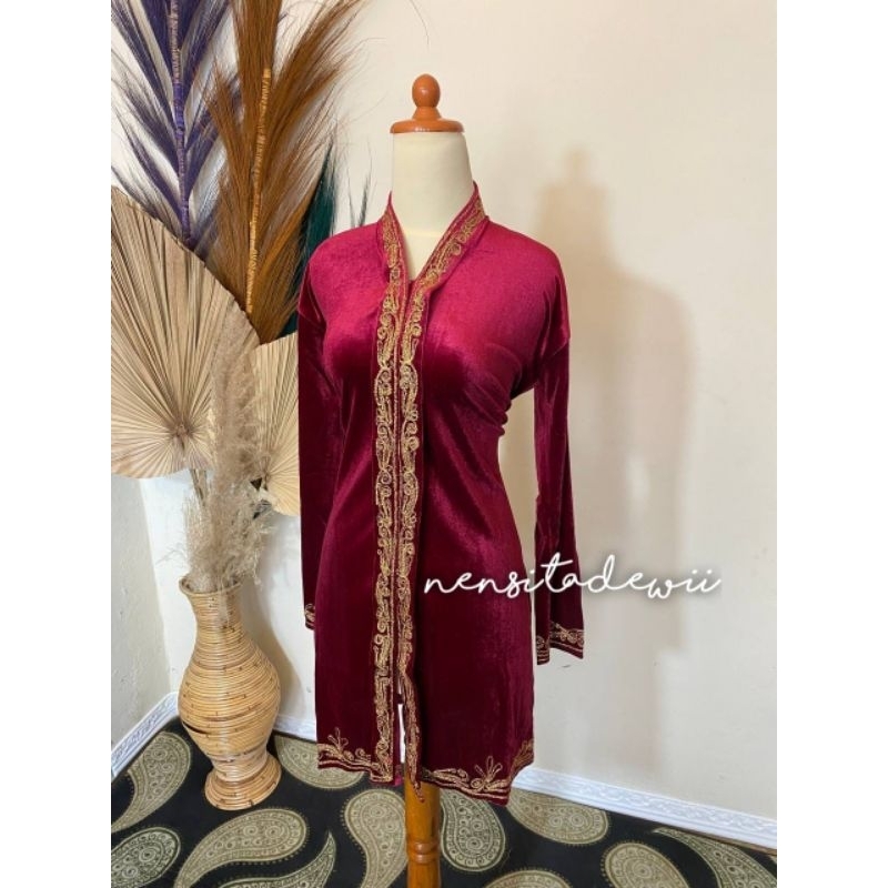 Kebaya Bordir Panjang, Model Kartini - Maroon