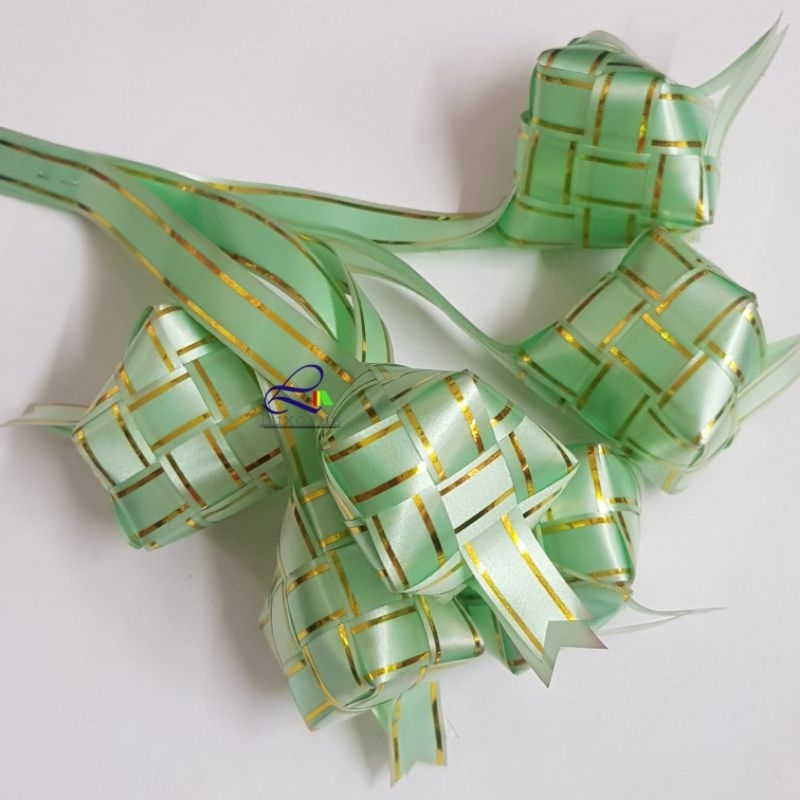 

Ketupat Hiasan Hampers Parcel Sedang (GOSEND ONLY)