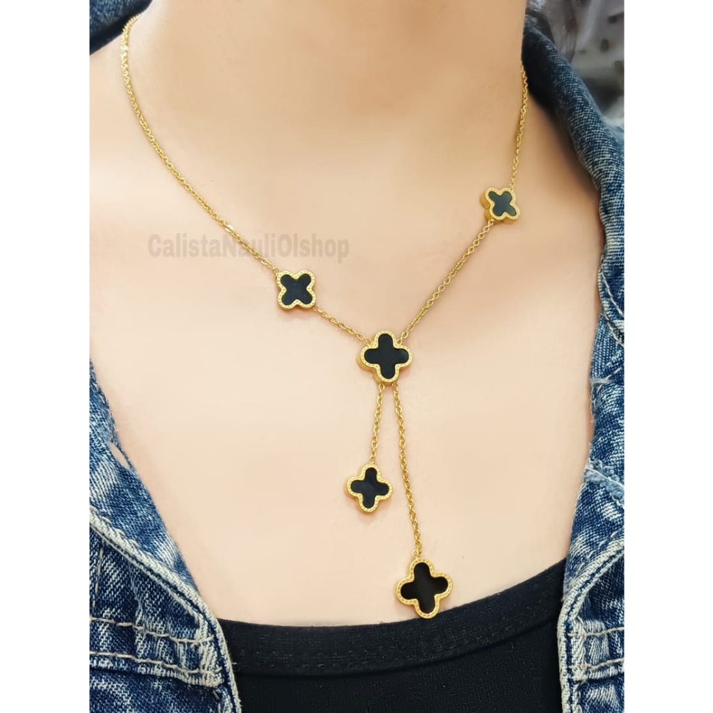 Kalung  Titanium Bunga Blck Tingkat Zircon Fashion Korea Anti Karat Dan Anti Luntur