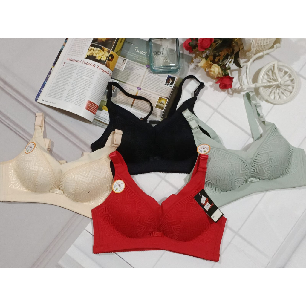 BRA / BH WANITA 209 TIDAK ADA KAWAT BUSA SEDANG SIZE 3-40